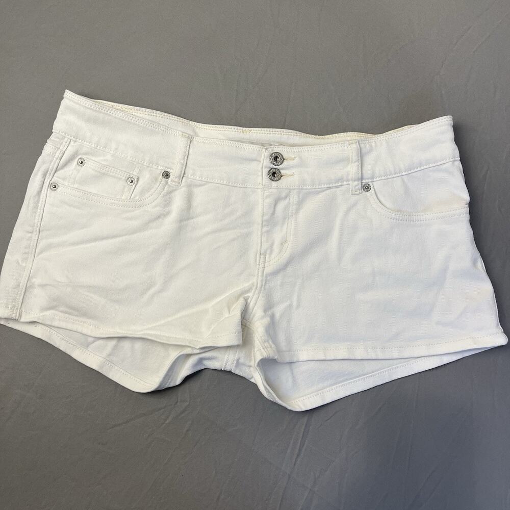 Levi’s White Size Junior 17 (37 Waist) Denim Shorty Shorts Inseam 2" Stretch